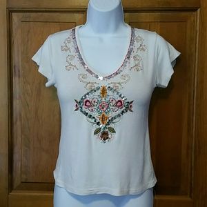 Feline embroidered tshirt